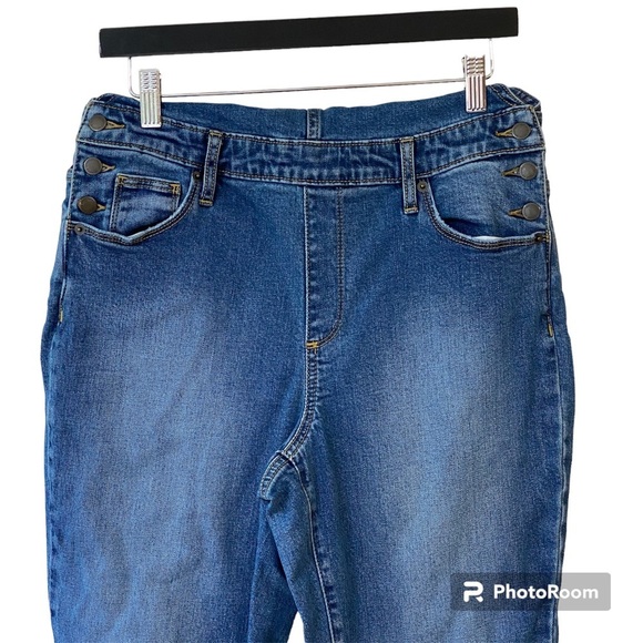 Universal Thread Denim Overalls - Picture 7 of 12